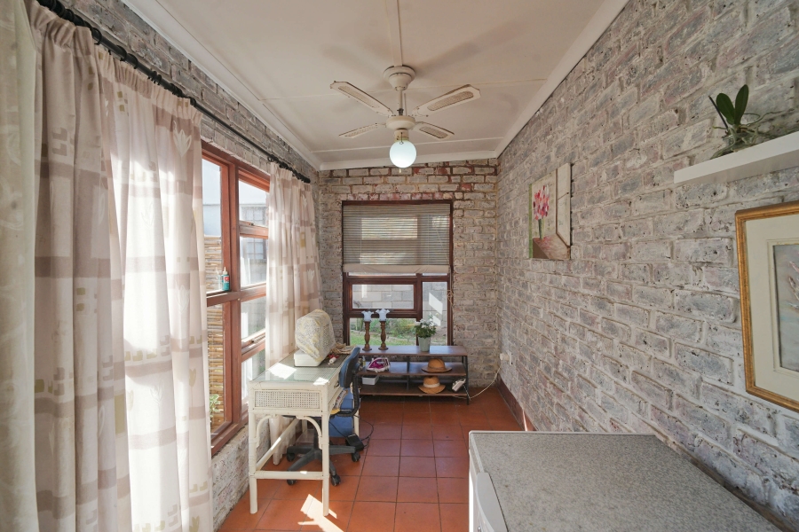 3 Bedroom Property for Sale in Winterstrand Eastern Cape